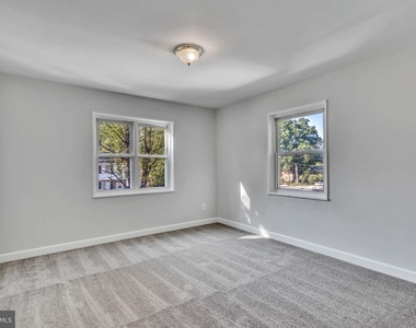 5809 Fifer - Photo Thumbnail 9
