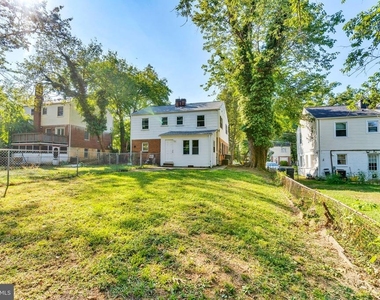 5809 Fifer - Photo Thumbnail 16