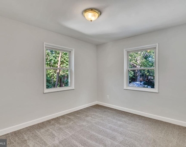5809 Fifer - Photo Thumbnail 12