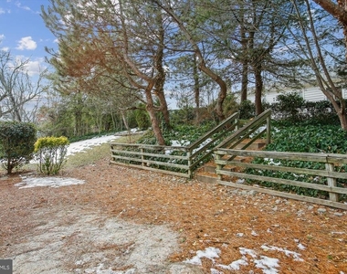 4904 Chanticleer Avenue - Photo Thumbnail 28