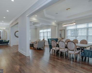 10704 Warwick Avenue - Photo Thumbnail 9