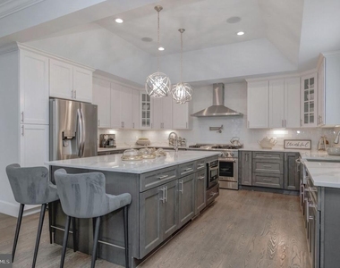 10704 Warwick Avenue - Photo Thumbnail 14