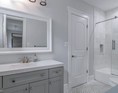 10704 Warwick Avenue - Photo Thumbnail 40