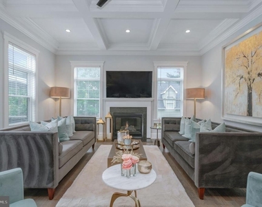 10704 Warwick Avenue - Photo Thumbnail 18