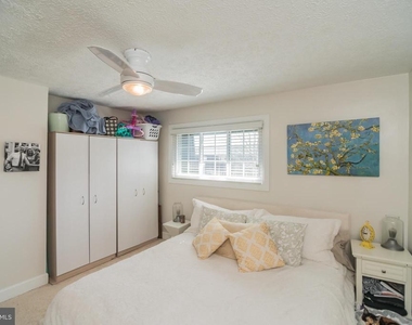 415 W Broad Street - Photo Thumbnail 17