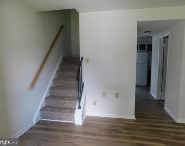 111 Cameron Street - Photo Thumbnail 1