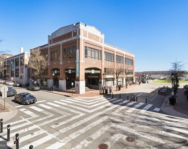 626 N Payne Street - Photo Thumbnail 44