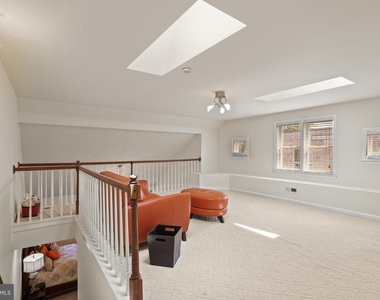 626 N Payne Street - Photo Thumbnail 23