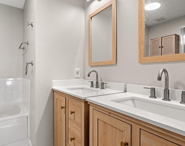 5117 Donovan Drive - Photo Thumbnail 23