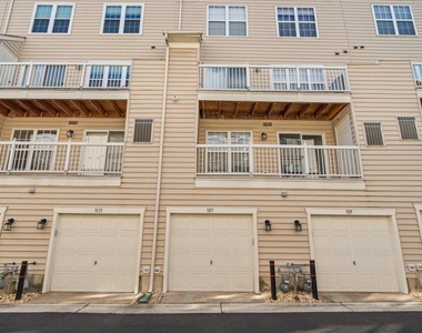 5117 Donovan Drive - Photo Thumbnail 34