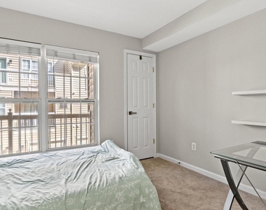 5117 Donovan Drive - Photo Thumbnail 29