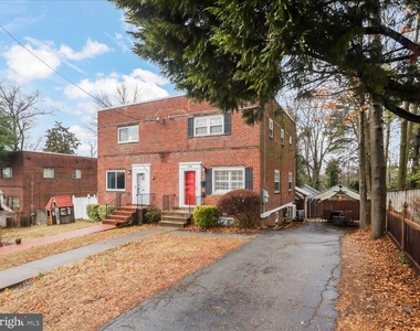 138 Cambridge Road - Photo Thumbnail 18