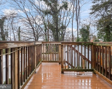138 Cambridge Road - Photo Thumbnail 6