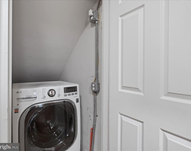138 Cambridge Road - Photo Thumbnail 11