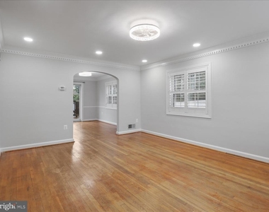 138 Cambridge Road - Photo Thumbnail 1