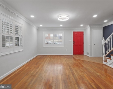138 Cambridge Road - Photo Thumbnail 3
