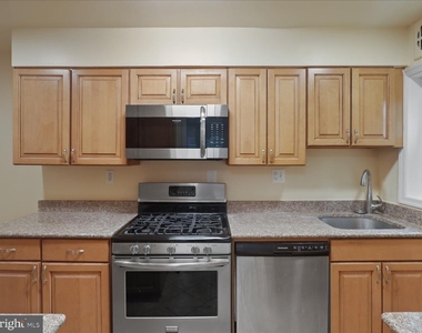 138 Cambridge Road - Photo Thumbnail 7