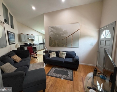 4915 36th Street N - Photo Thumbnail 12