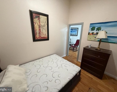 4915 36th Street N - Photo Thumbnail 2