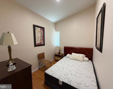 4915 36th Street N - Photo Thumbnail 1