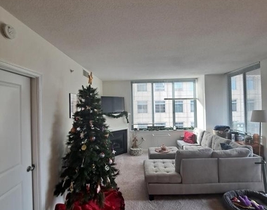851 N Glebe Road N - Photo Thumbnail 5