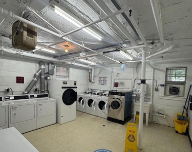 1741 N Troy Street - Photo Thumbnail 8
