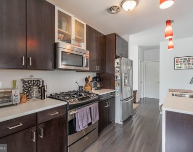 1233 N 3rd Street - Photo Thumbnail 6