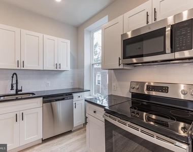 1512 S 58th Street - Photo Thumbnail 2