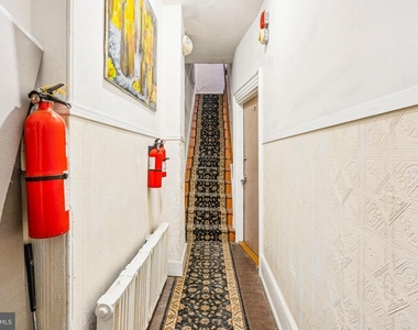129 Gay Street - Photo Thumbnail 12