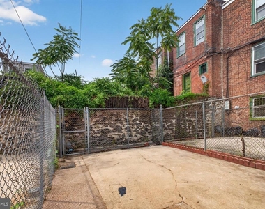 1552 N 62nd Street - Photo Thumbnail 9
