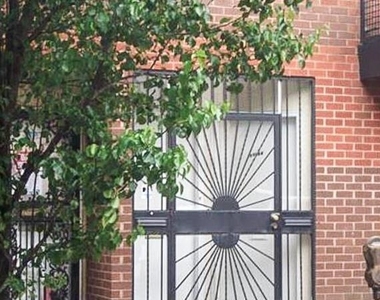 1136 South Street - Photo Thumbnail 12