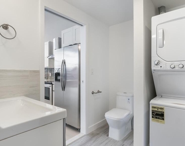 444 N 4th Street - Photo Thumbnail 18