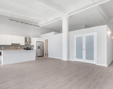 444 N 4th Street - Photo Thumbnail 17