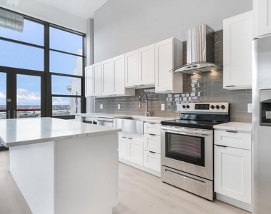 444 N 4th Street - Photo Thumbnail 6