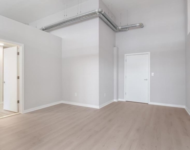 444 N 4th Street - Photo Thumbnail 15