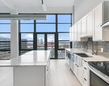 444 N 4th Street - Photo Thumbnail 5