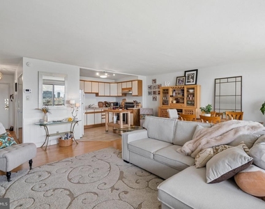 2401 Pennsylvania Avenue - Photo Thumbnail 2