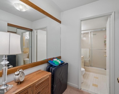 2401 Pennsylvania Avenue - Photo Thumbnail 8