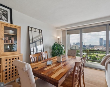 2401 Pennsylvania Avenue - Photo Thumbnail 3