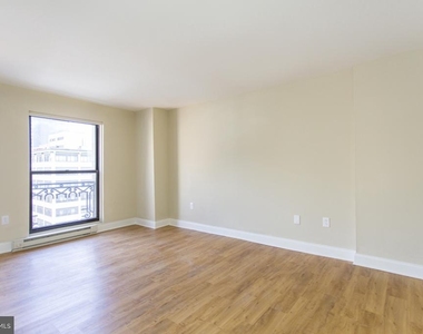 201 S 13th Street - Photo Thumbnail 6