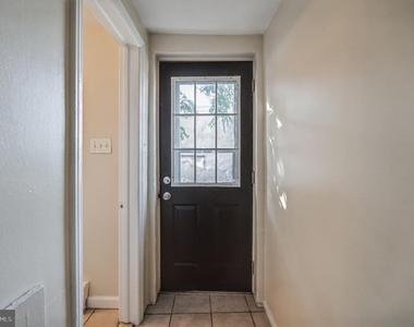 100 Ripka Street - Photo Thumbnail 13