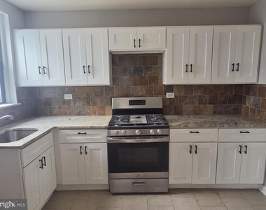 4263 Neilson Street - Photo Thumbnail 8