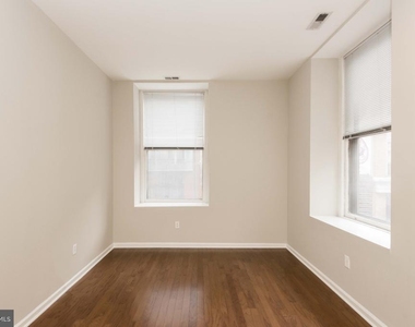 145 S 13th Street - Photo Thumbnail 3