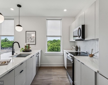 139 W Chelten Avenue - Photo Thumbnail 4