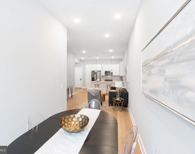 52 W Washington Lane - Photo Thumbnail 15