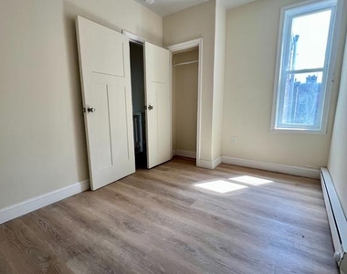 124 E Wishart Street - Photo Thumbnail 10