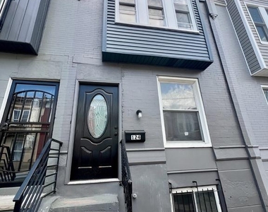 124 E Wishart Street - Photo Thumbnail 1