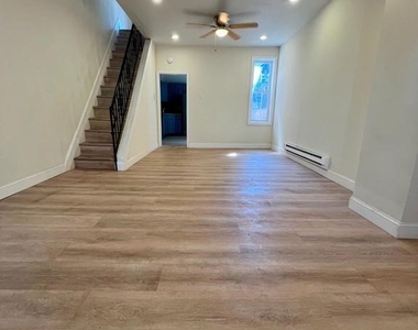 124 E Wishart Street - Photo Thumbnail 2