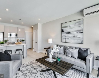 1533-1535 Ridge Avenue - Photo Thumbnail 8