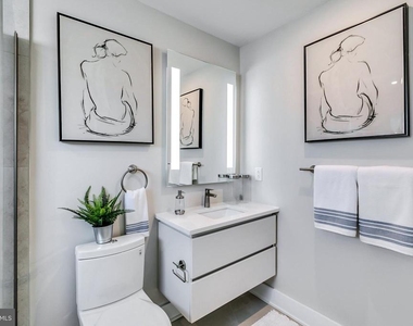 1533-1535 Ridge Avenue - Photo Thumbnail 13